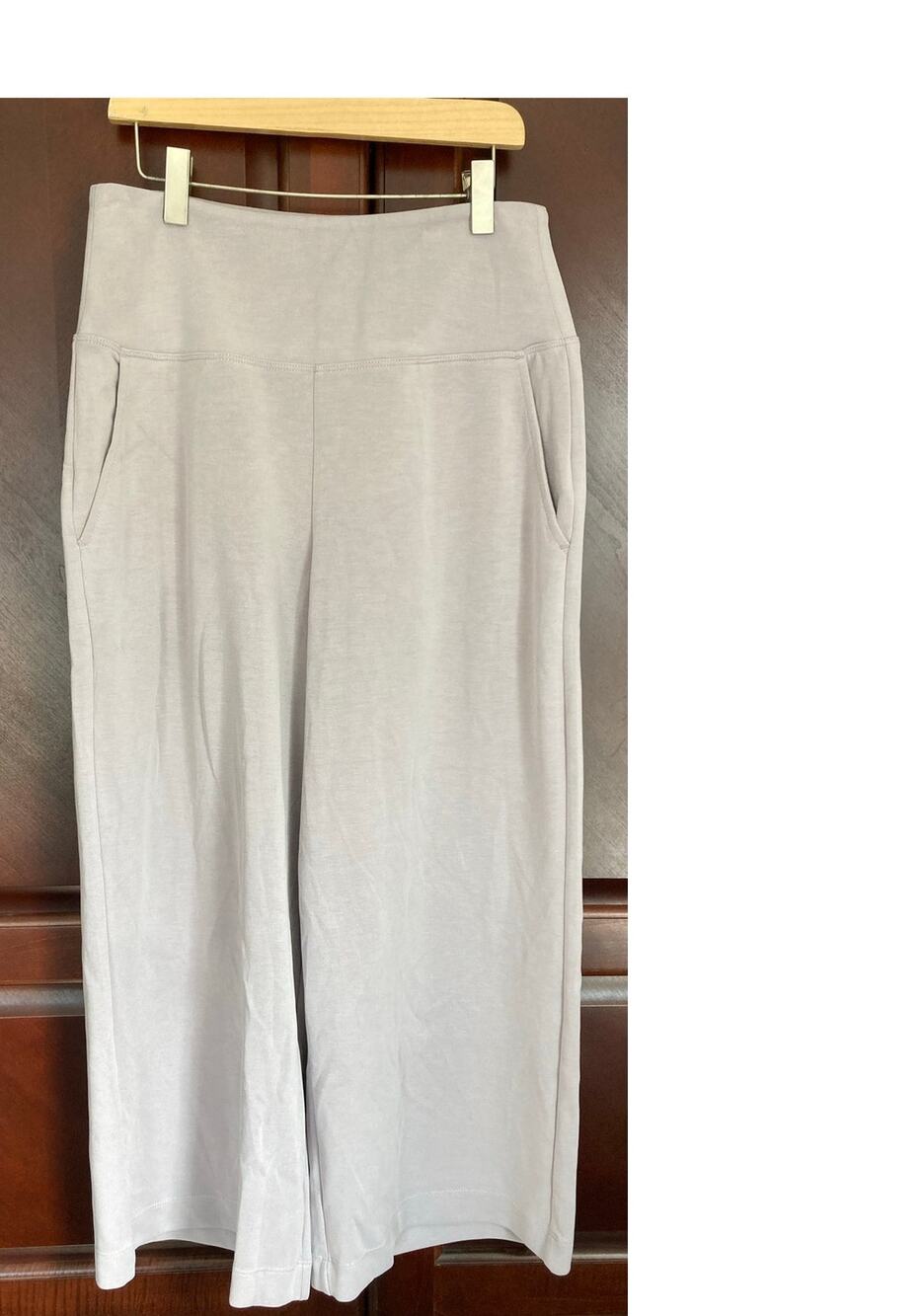 Athleta- Minimal Quiet Luxury Soft Girl Seasoft Wide Crop Pants Tinsel Purple-S